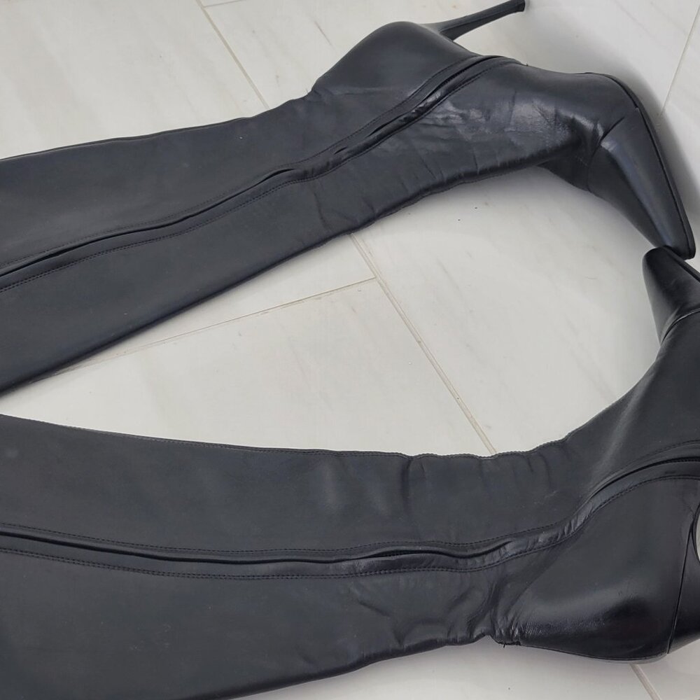 Chanel vintage Boots